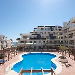 Marina Del Castillo 236 דירה *